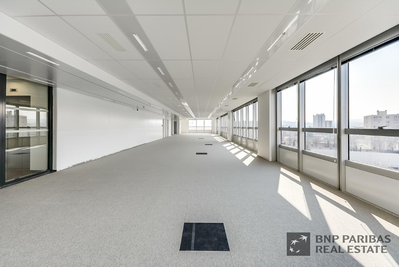 Bureau Rueil-Malmaison 1214m² Location bureau Rueil-Malmaison Hauts-de-Seine OLBUR2002135 1